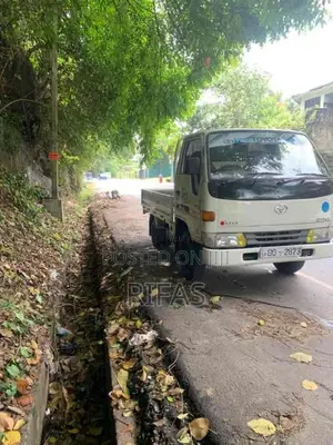 Toyota Dyna 2002 Lorry (Used)
