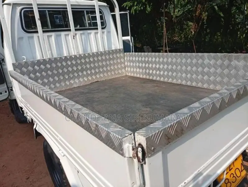 Toyota Dyna 1992 Crew Cab (Used)