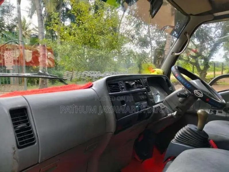 Mitsubishi Canter 1999 Lorry (Used)