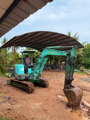 Yanmar B37-2 Excavator 2016 Heavy-Duty (Used)