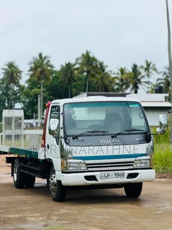 Isuzu Vehicle Carrier 2004 Lorry (Used)