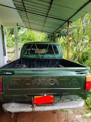 Toyota Hilux Ln40 1982 Pickup (Used)
