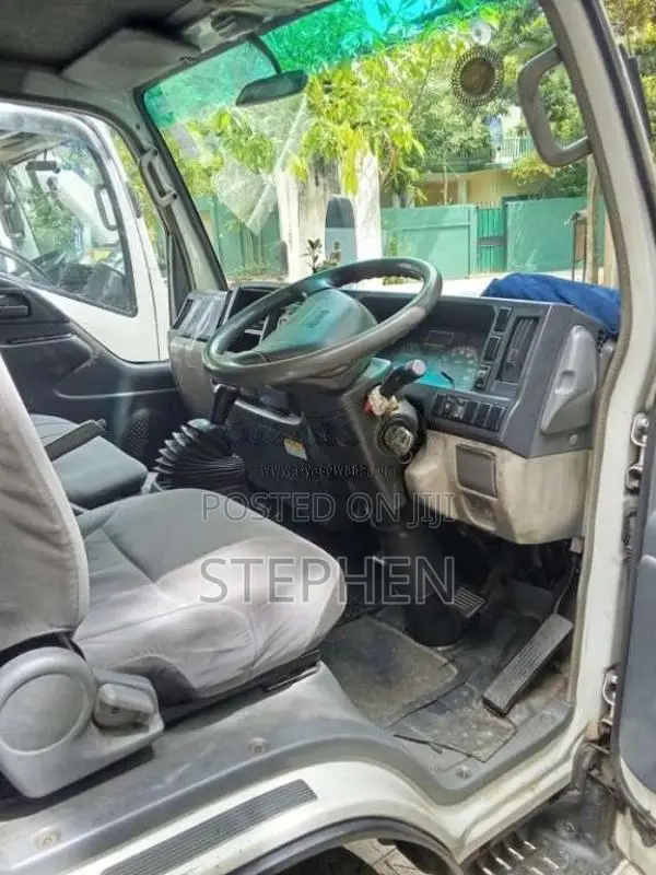 Isuzu ELF 2008 Lorry (Used)