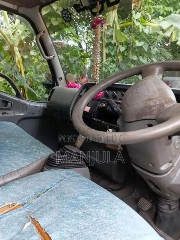 Mitsubishi Canter 1994 Lorry (Used)