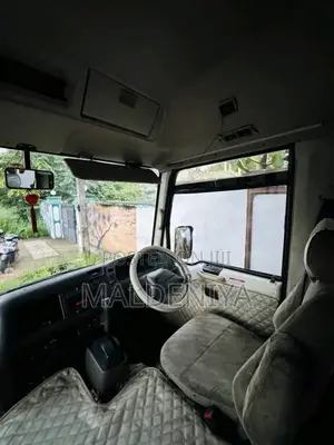 Mitsubishi Rosa 2012 Bus (Used)