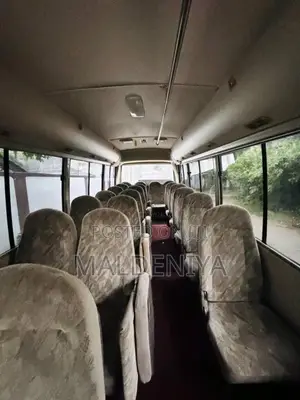 Mitsubishi Rosa 2012 Bus (Used)