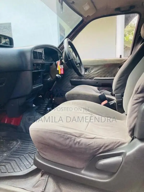Toyota Hilux 1996 Pickup (Used)