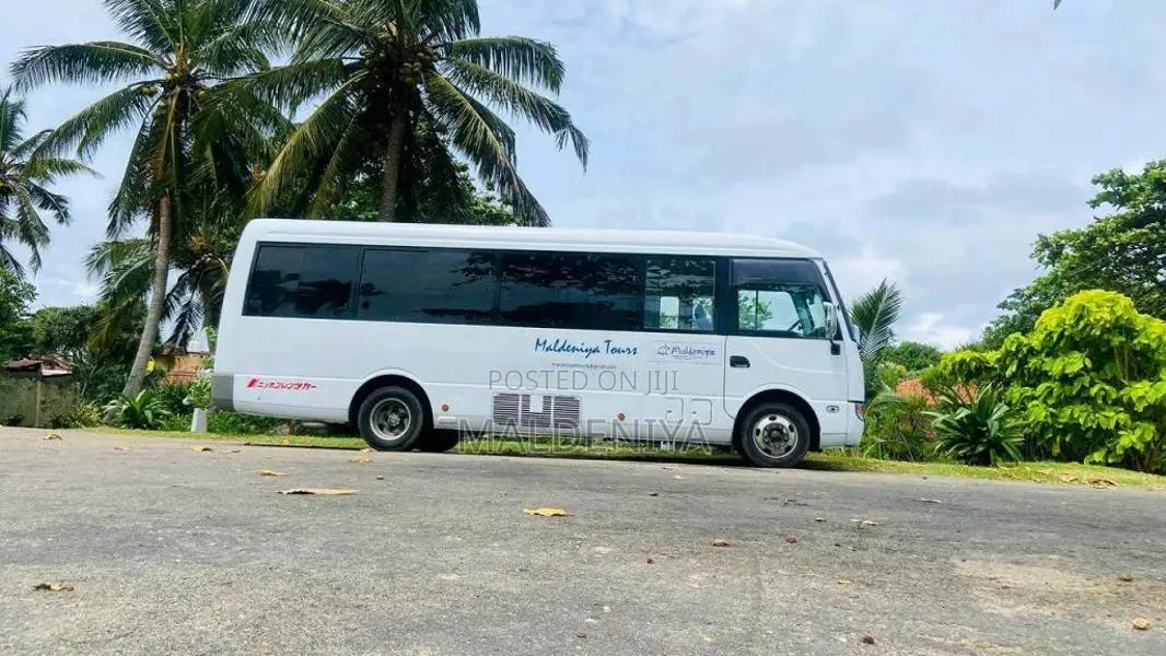 Mitsubishi Fuso 4m 50 2015 Bus (Used)