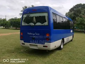 Mitsubishi Fuso 2009 Bus (Used)