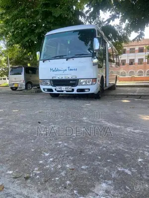 Mitsubishi Fuso 4m 50 2015 Bus (Used)
