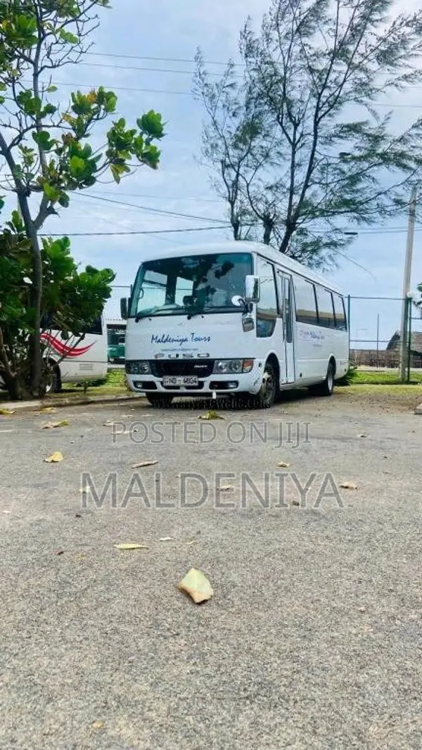 Mitsubishi Fuso 4m 50 2015 Bus (Used)