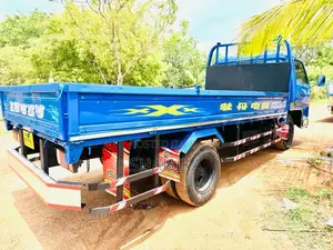 Isuzu ELF 350 NKR Wide 1981 Lorry (Used)