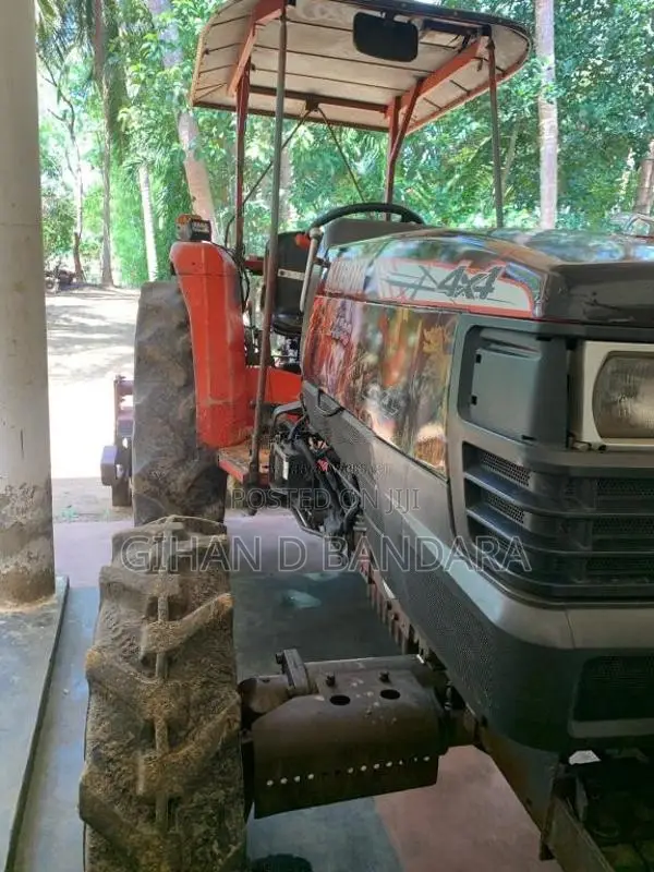 Kubota L4508 2015 Tractor (Used)