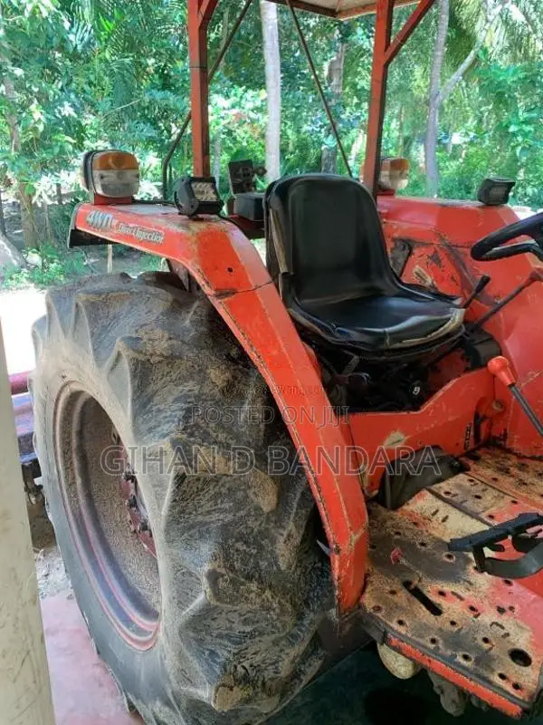 Kubota L4508 2015 Tractor (Used)