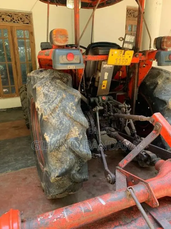 Kubota L4508 2015 Tractor (Used)