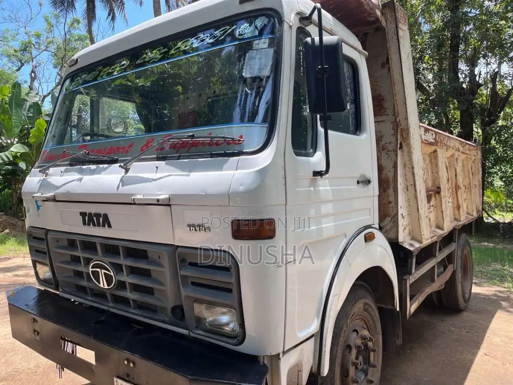 Tata 1615 2010 Lorry (Used)