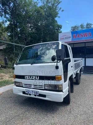 Isuzu Single Wheel 1980 Lorry (Used)