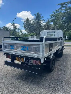 Isuzu Single Wheel 1980 Lorry (Used)