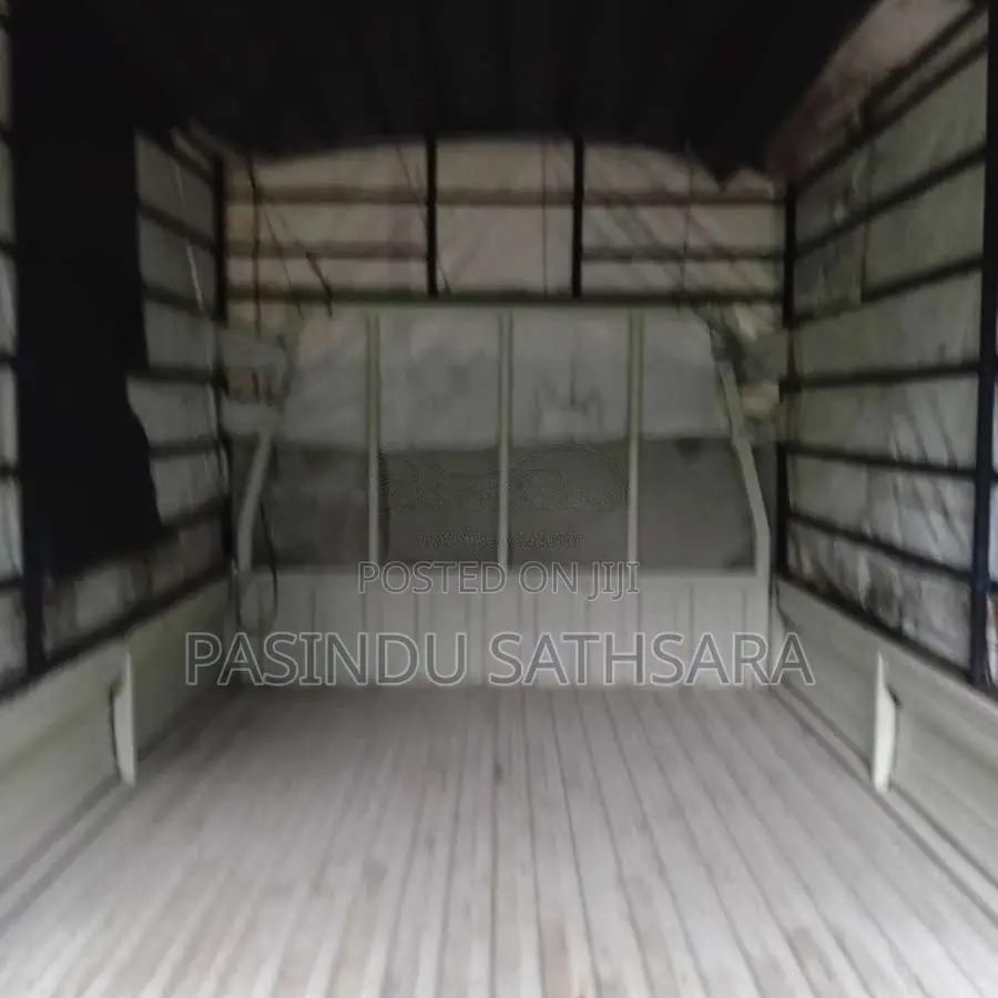 Mitsubishi Delica 1981 Lorry (Used)