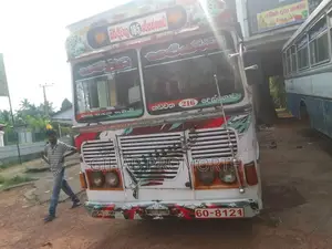 Ashok-Leyland Leyland 1995 Bus (Used)