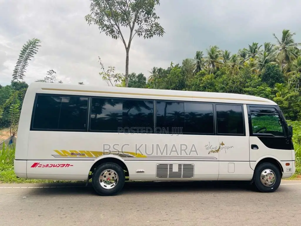 Mitsubishi Rosa 2012 Bus (Used)