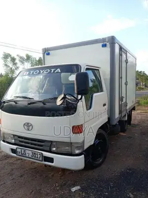 Toyota Dyna 1999 Lorry (Used)