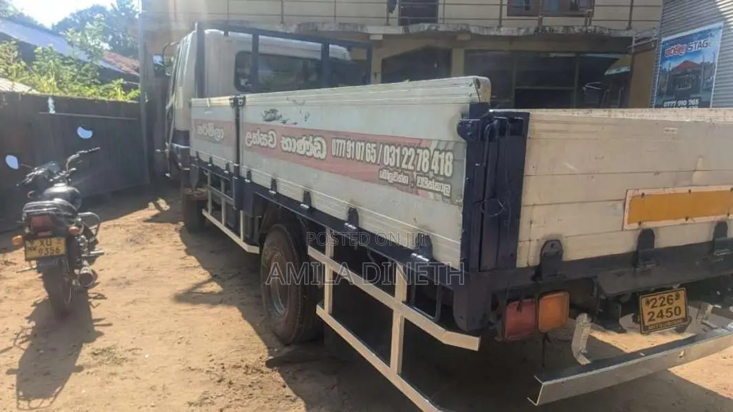 Mitsubishi Fuso 1994 Lorry (Used)