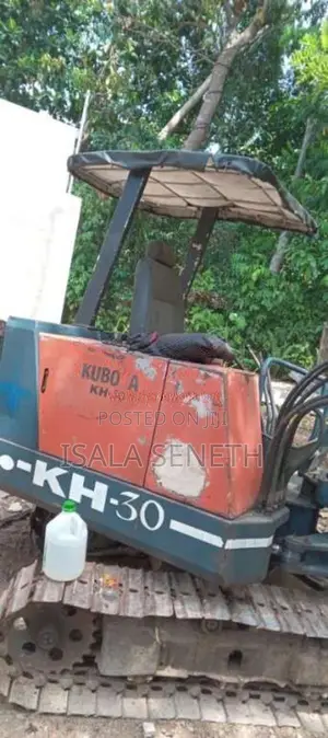 Kubota 30 Meshi 2023 Heavy-Duty (Used)