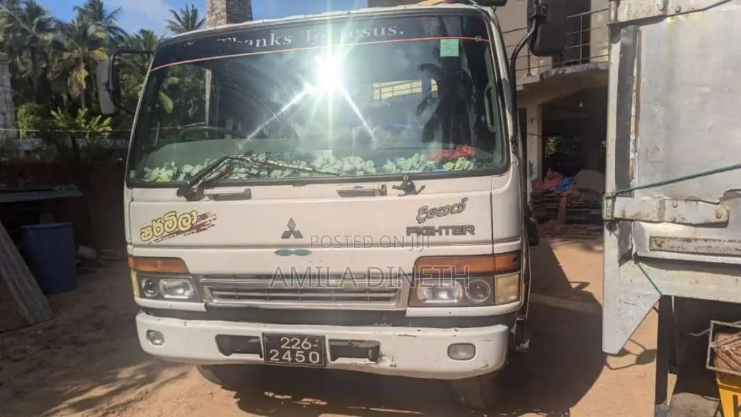 Mitsubishi Fuso 1994 Lorry (Used)