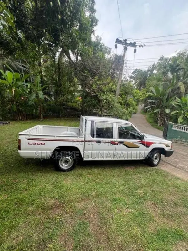 Mitsubishi L200 1993 Pickup (Used)