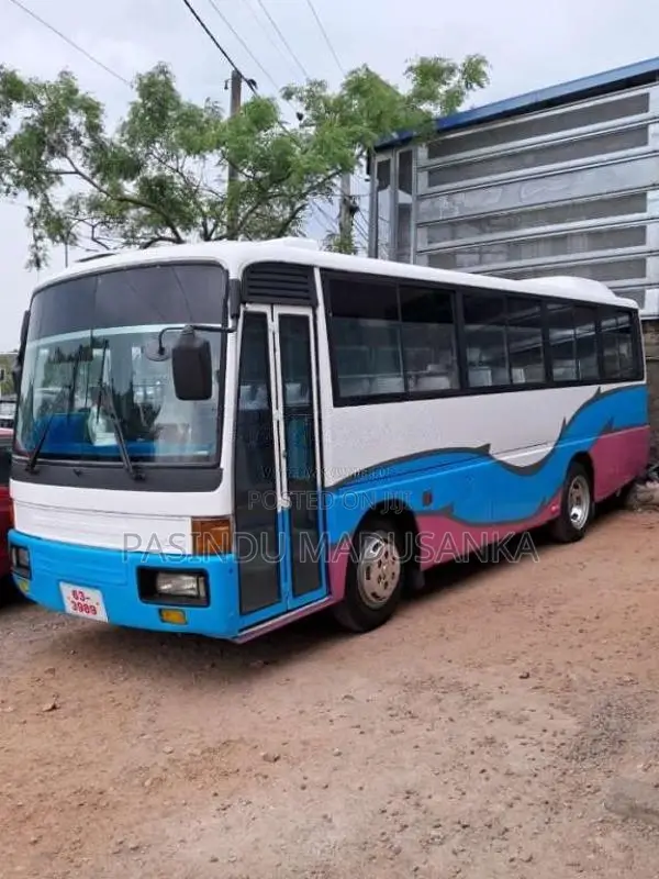 Mitsubishi Fuso 1991 Bus (Used)