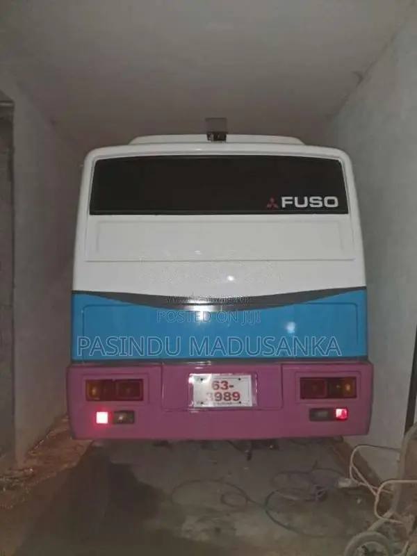 Mitsubishi Fuso 1991 Bus (Used)