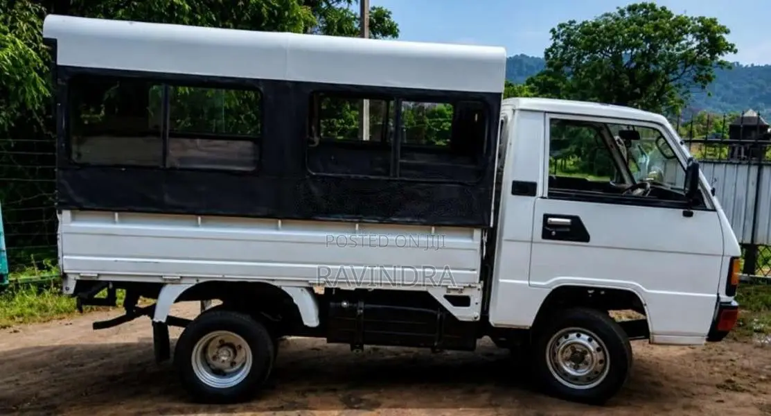 Mitsubishi L300 1979 Lorry (Used)
