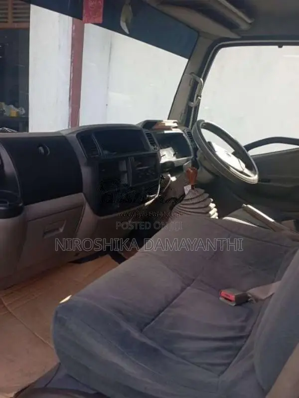 Nissan Cabstar 2019 Lorry (Used)