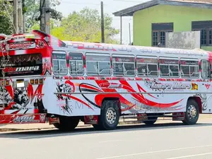 Ashok-Leyland Viking Hino 2007 Bus (Used)