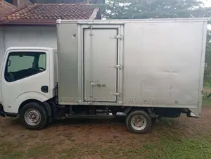 Nissan Cabstar 2019 Lorry (Used)