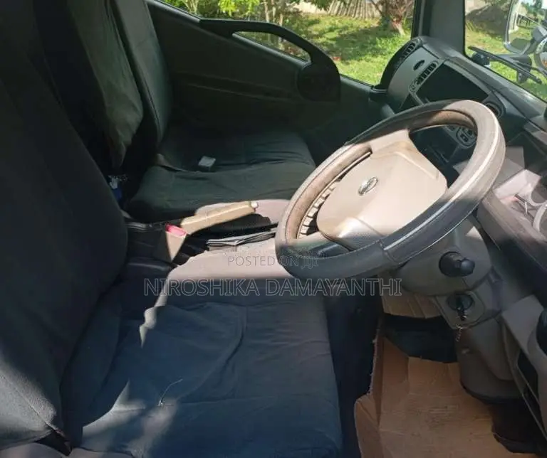 Nissan Cabstar 2019 Lorry (Used)