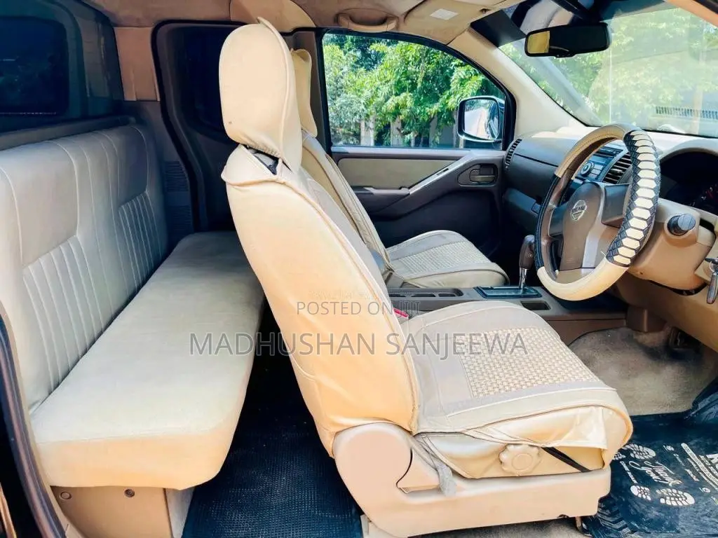 Nissan Navara 2010 Crew Cab (Used)