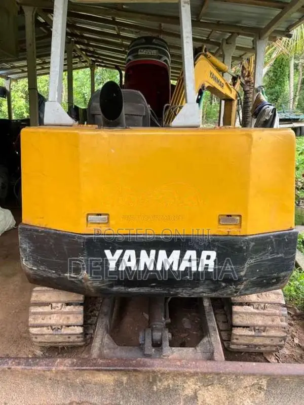 Yanmar Yb 301 2000 Heavy-Duty (Used)