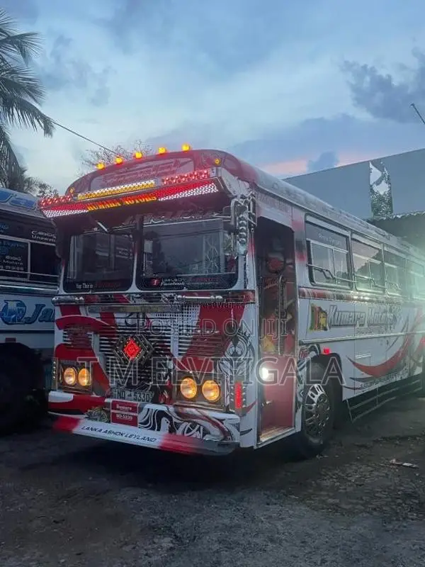 Ashok-Leyland Viking Hino 2007 Bus (Used)