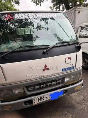 Mitsubishi Canter 2001 Crew Cab (Used)