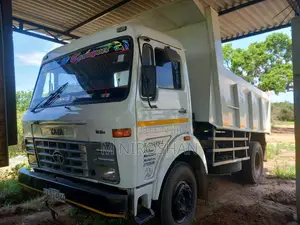 Tata 1618 2012 Lorry (Used)