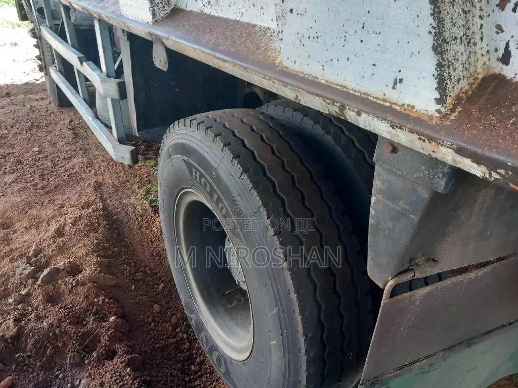 Tata Tipper 2012 Lorry (Used)
