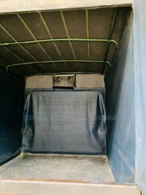 Mitsubishi CrewCab 1998 Crew Cab (Used)