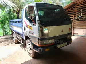 Mitsubishi Canter 2008 Lorry (Used)