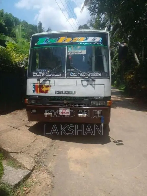 Isuzu Journey Q 1996 Bus (Used)