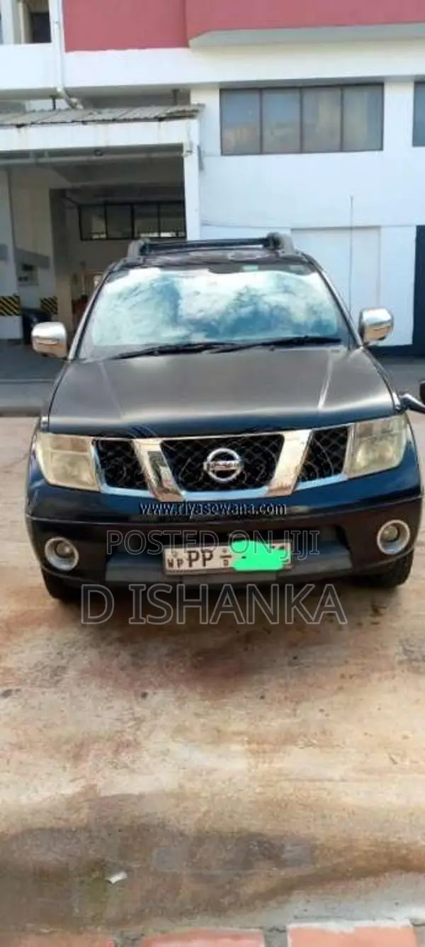 Nissan Navara 2010 Pickup (Used)