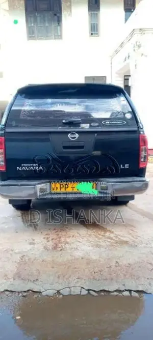 Nissan Navara 2010 Pickup (Used)