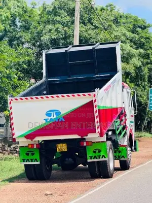 Tata Tipper 2011 Lorry (Used)