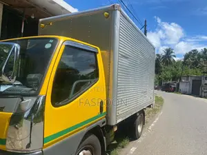 Mitsubishi Canter 1996 Lorry (Used)
